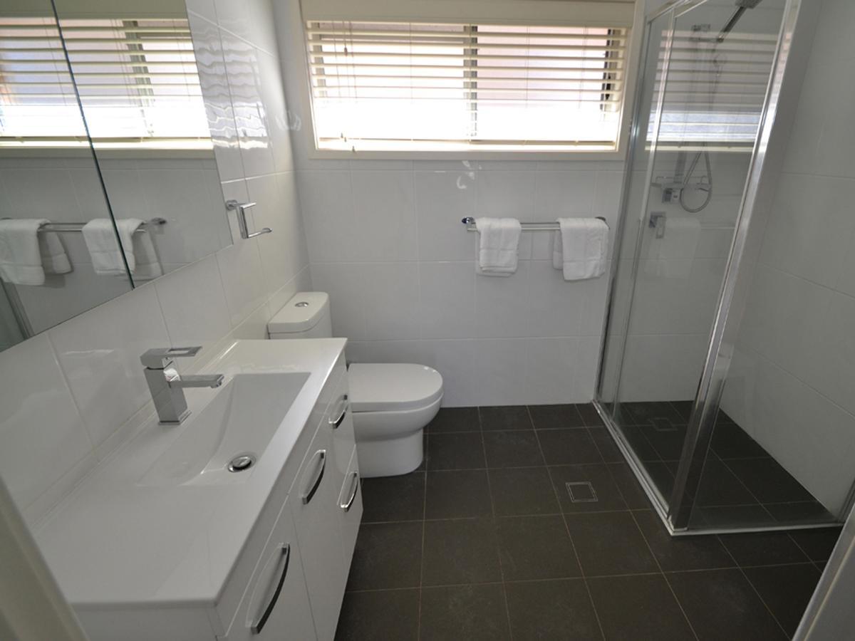 The Oaks Hotel Motel Albion Park 部屋 写真